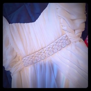 White short formal dress